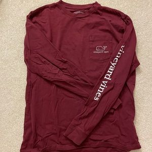 Vineyard vines long sleeved T shirt